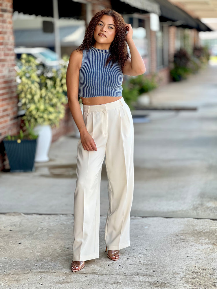 Sleeveless Sweater Knit Top