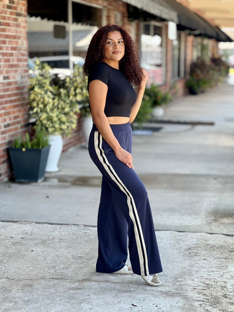 Navy Side Contrast Straight Pant