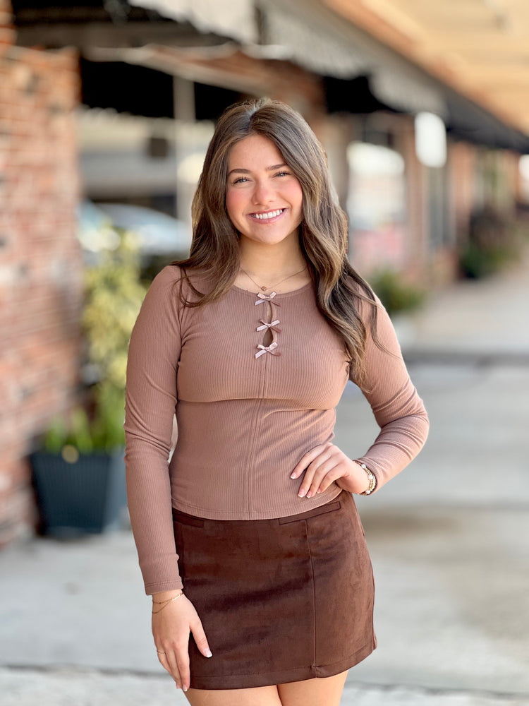 Chocolate & Bows Top