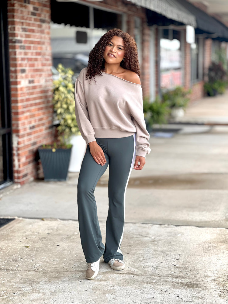 Butter Soft Side Stripe Flare Leggings