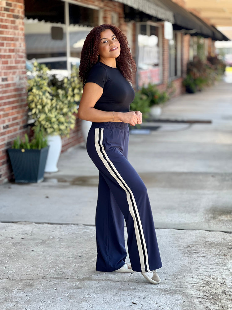 Navy Side Contrast Straight Pant