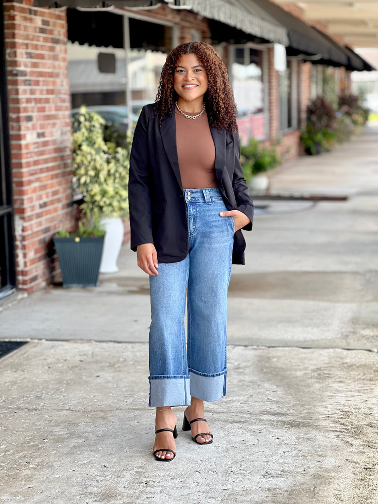 Walkin In Style Cropped Jeans