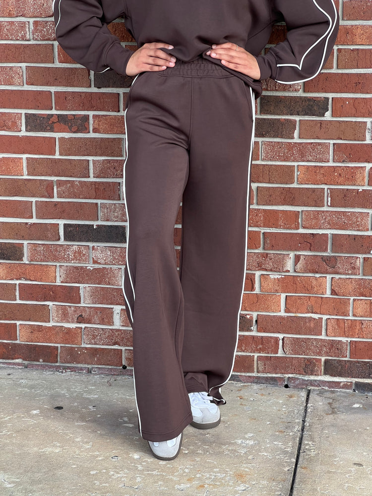 Espresso Scuba Two Stripe Piping Straight Pant