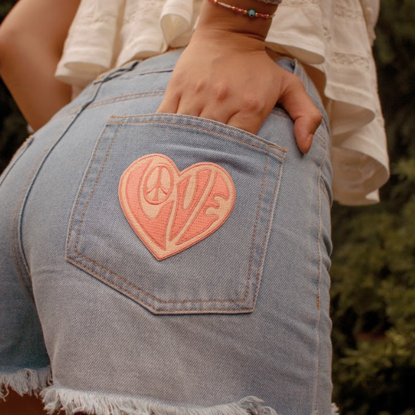 
            
                Load image into Gallery viewer, Kindness is Magic - Love 70s Retro Heart Patch
            
        