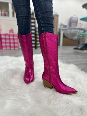 
            
                Load image into Gallery viewer, Howdy Fuchsia Metallic Boots
            
        